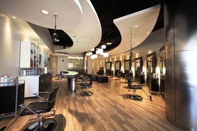  Salón de estética Beyond Fringe (Houston, Texas, EEUU)